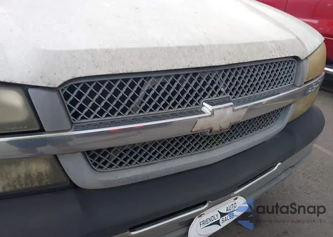 2005 Chevrolet Silverado 1500 Work Truck z USA, uszkodzony, nr VIN 1GCEC14X45Z145572